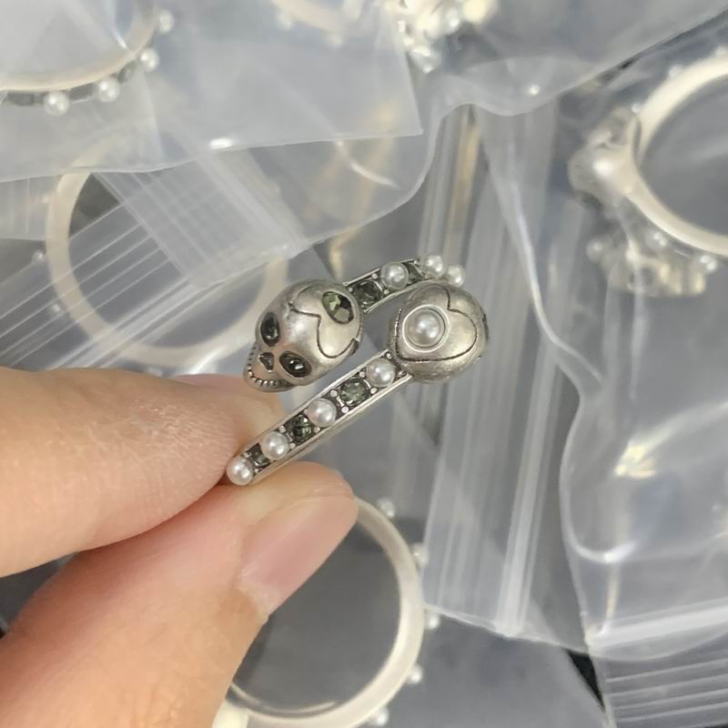 McQueen ring 05lyx3